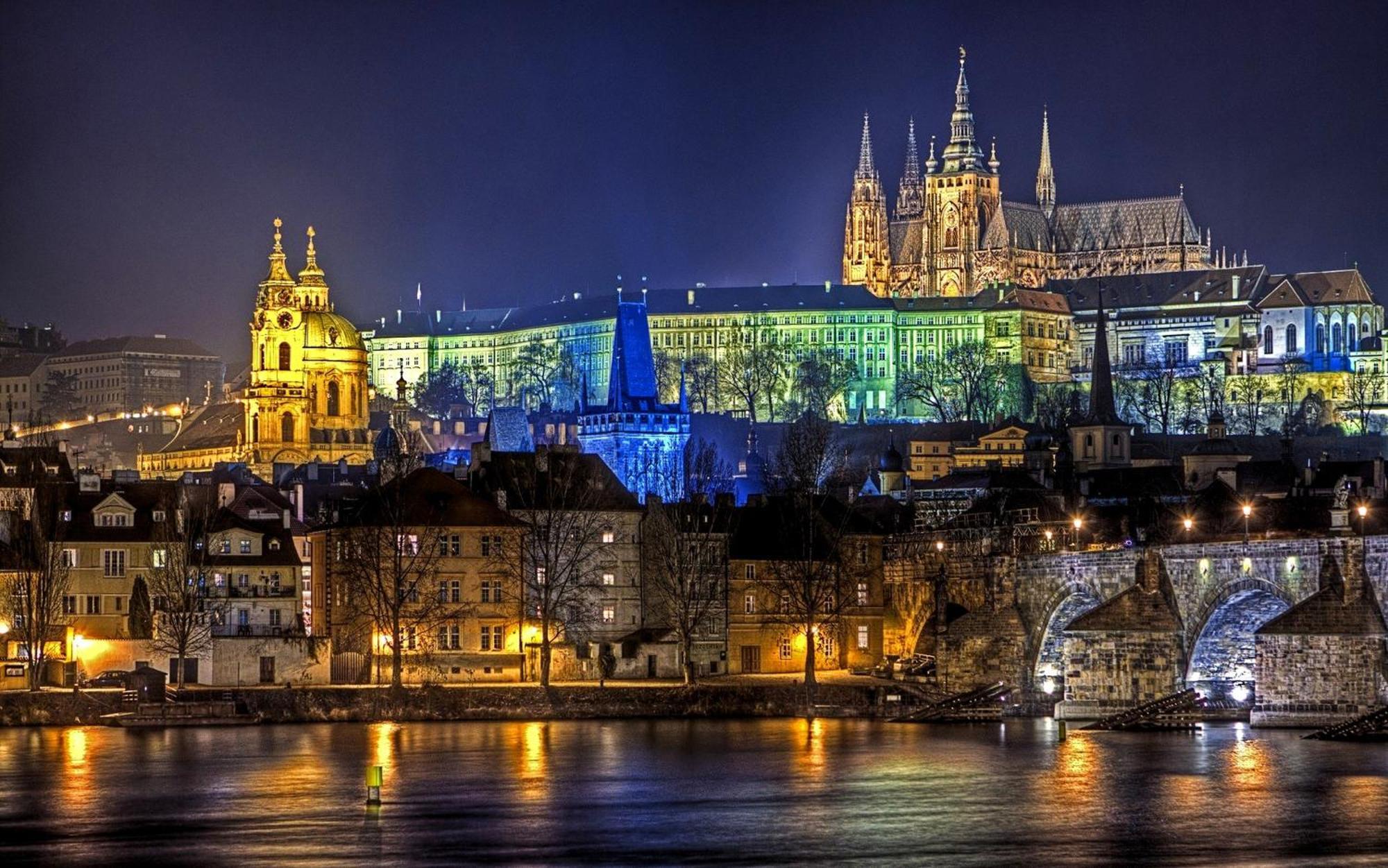 Ferienwohnung Kingdom Of 3 Roses Prag Exterior foto