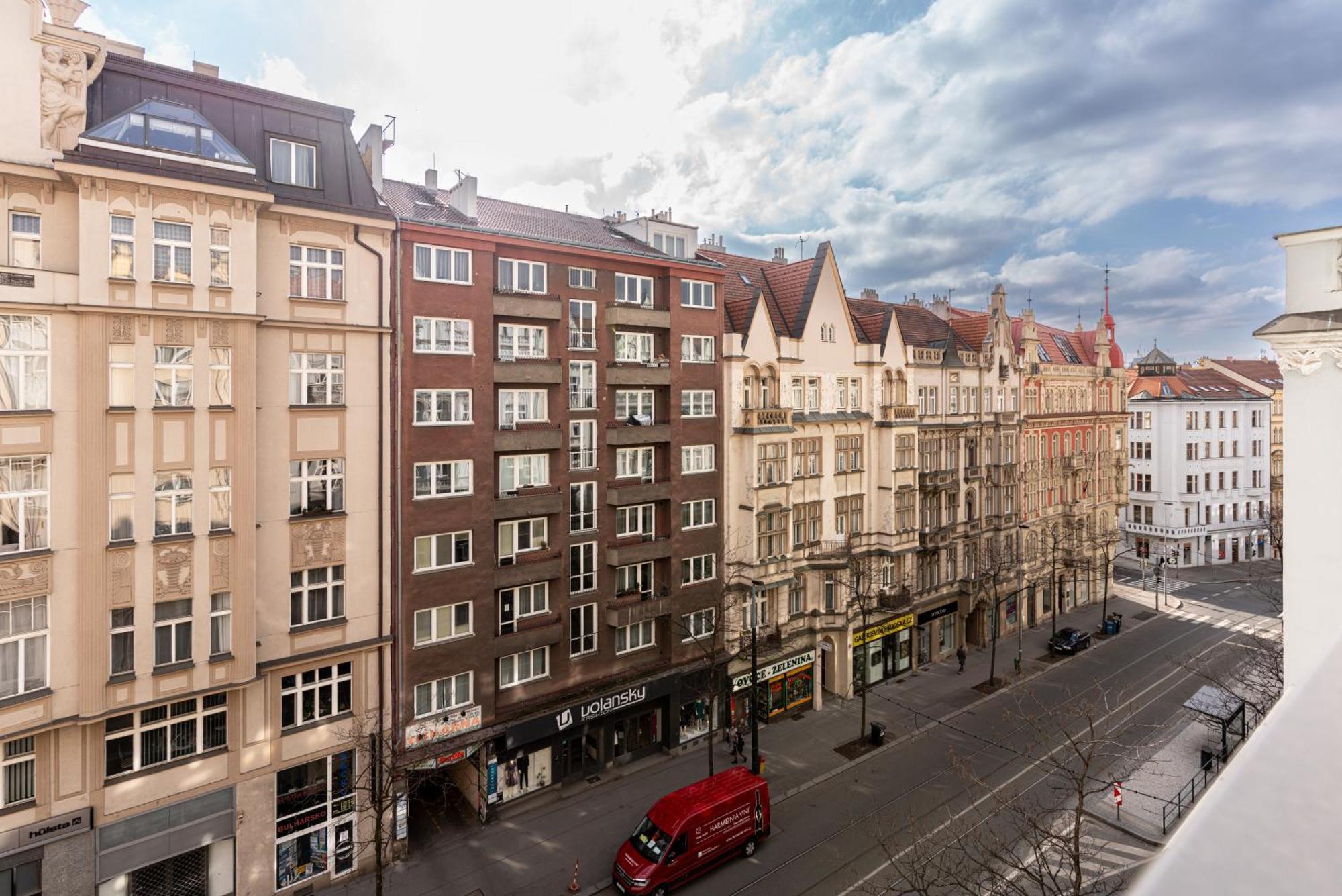 Ferienwohnung Kingdom Of 3 Roses Prag Exterior foto